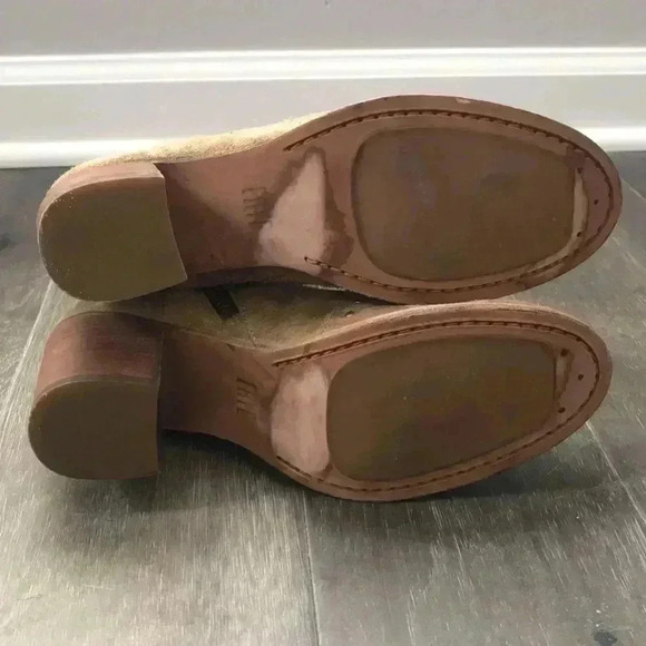 Frye Nora Suede Studded Heel Ankle Bootie Size 7.5 - Picture 5 of 11